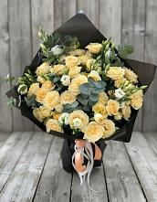 Букет цветов из:  Розы и Лизиантусы в Сторожевой