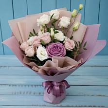 Букет цветов из:  Розы и Лизиантусы в Сторожевой