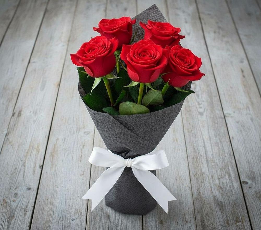 Букет 5 Красных роз Эдлесс Лав в Сторожевой