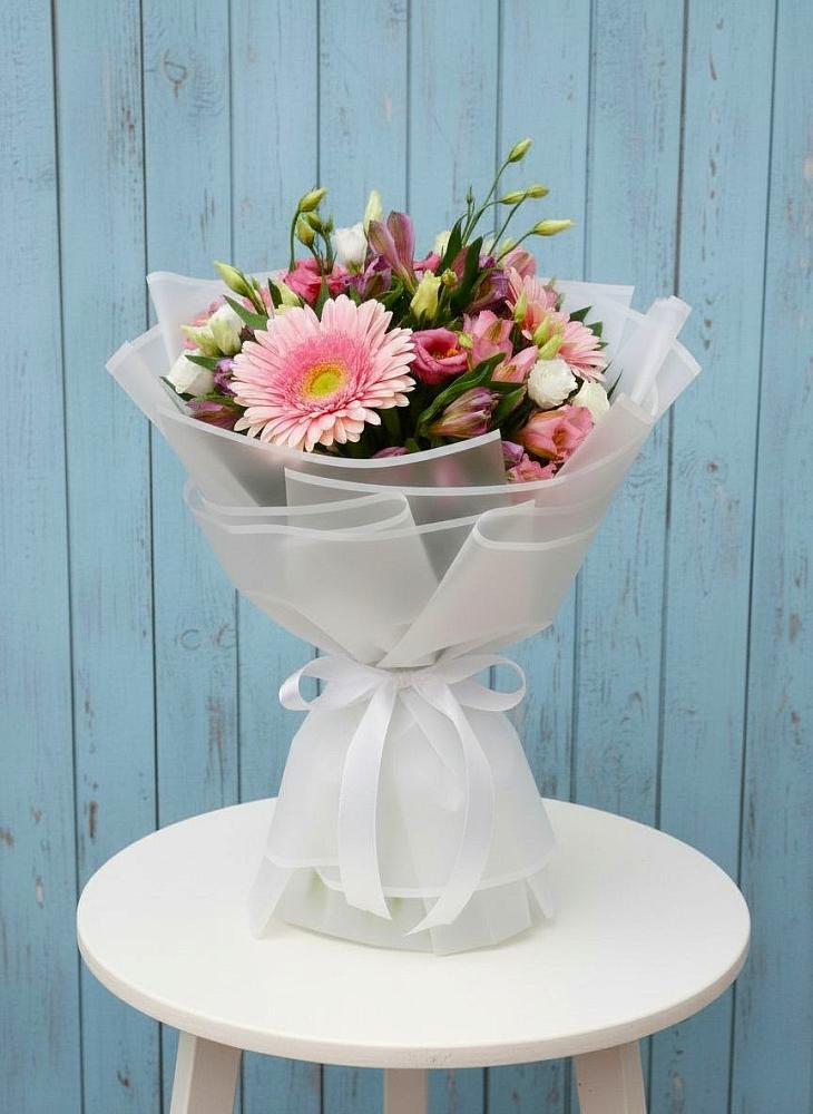 Букет цветов из: Герберы, Альстромерии и Лизиантусы в Сторожевой